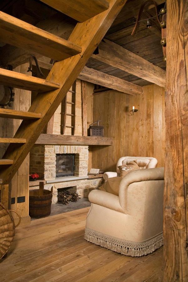 Chalet Euthalia Restaurant & Suites San Giacomo  Exteriér fotografie