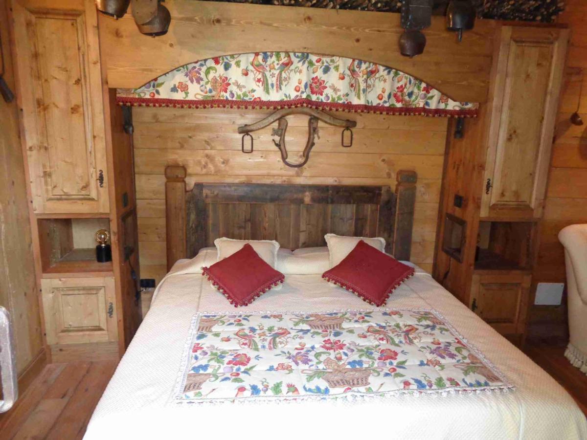 Chalet Euthalia Restaurant & Suites San Giacomo  Exteriér fotografie