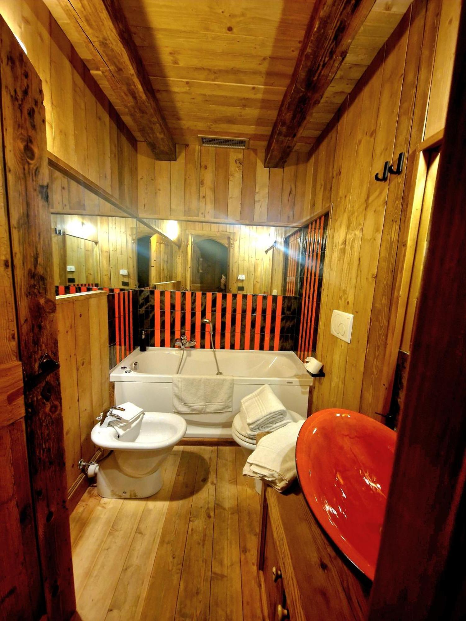Chalet Euthalia Restaurant & Suites San Giacomo  Exteriér fotografie